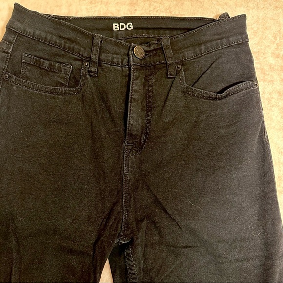 BDJ Jeans
Black High rise twig ankle 
29 w 29 L - Picture 7 of 7